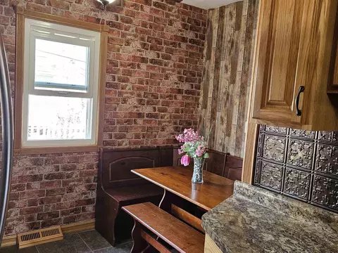1601 E Mitchell Ave, Waterloo, IA 50702 photo 7