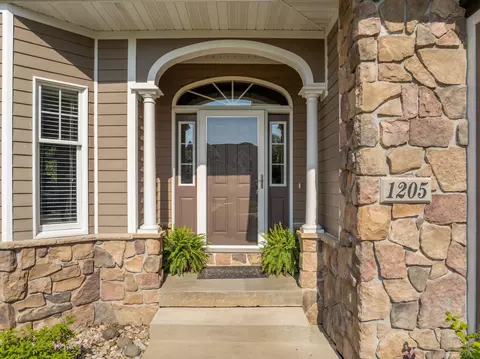 1205 Eagle Ridge Rd, Cedar Falls, IA 50613 photo 3
