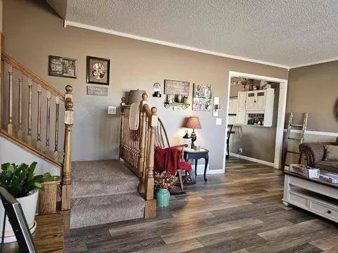 224 E Mitchell Ave, Waterloo, IA 50702 photo 16
