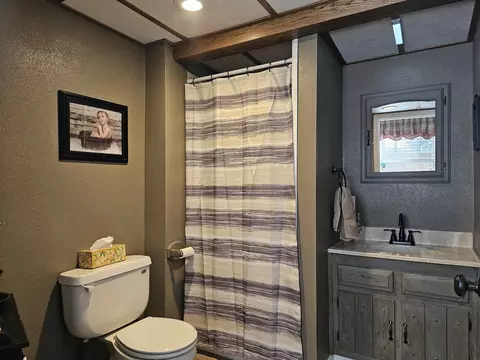 224 E Mitchell Ave, Waterloo, IA 50702 photo 27