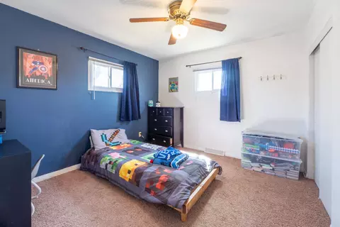 417 Devonshire Dr, Waterloo, IA 50701 photo 11