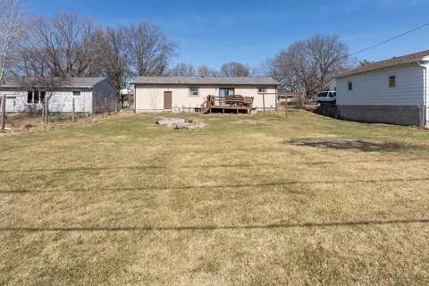 417 Devonshire Dr, Waterloo, IA 50701 photo 23