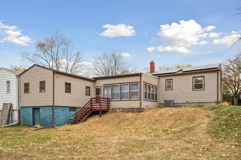 122 S Hackett Rd, Waterloo, IA 50701 photo 21