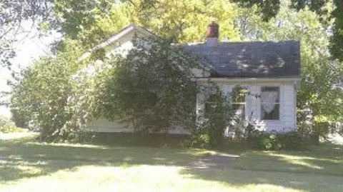216 S 1st St, Greene, IA 50636