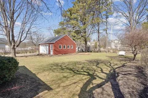 125 Ivanhoe Rd, Waterloo, IA 50701 photo 23