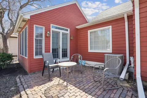 125 Ivanhoe Rd, Waterloo, IA 50701 photo 22