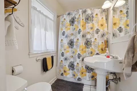 125 Ivanhoe Rd, Waterloo, IA 50701 photo 13