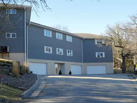 504 Locust Rd #2, Decorah, IA 52101