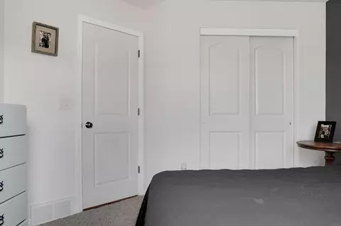 5001 Millenium Dr, Cedar Falls, IA 50613 photo 12