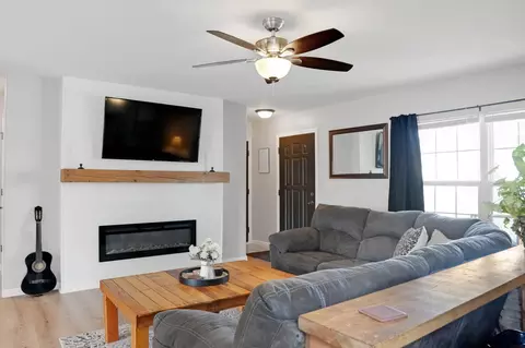 5001 Millenium Dr, Cedar Falls, IA 50613 photo 4