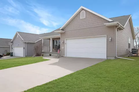 5001 Millenium Dr, Cedar Falls, IA 50613 photo 2