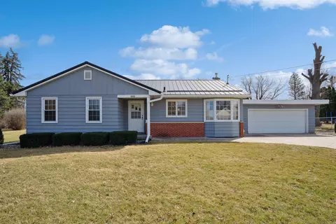 2225 Easley St, Waterloo, IA 50702