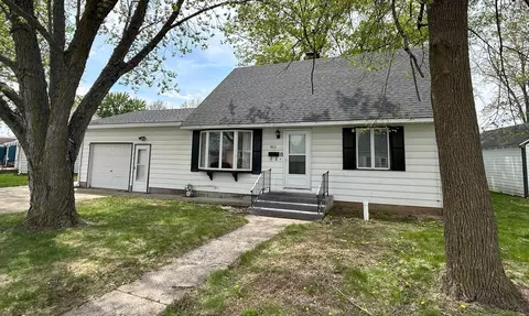 903 S Johnson, Charles City, IA 50616