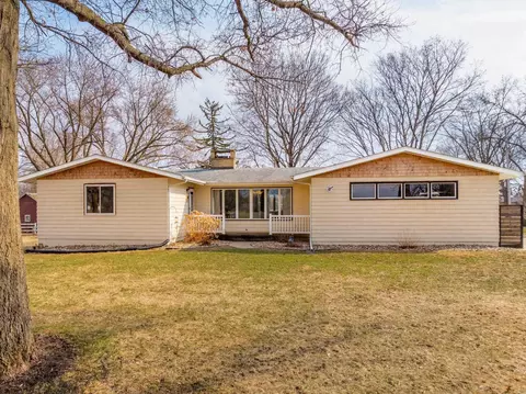 507 W 6th St, Sumner, IA 50674
