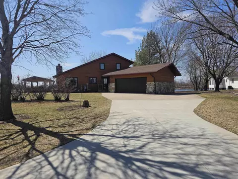 3091 Greene Rd, Greene, IA 50636