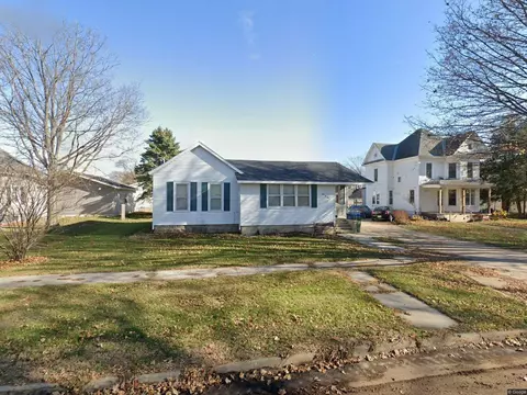 309 S Mather St, Clarksville, IA 50619
