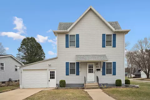 613 SW 6th St, Independence, IA 50644