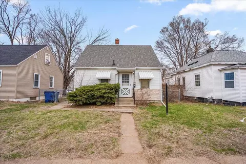 640 Kern St, Waterloo, IA 50703
