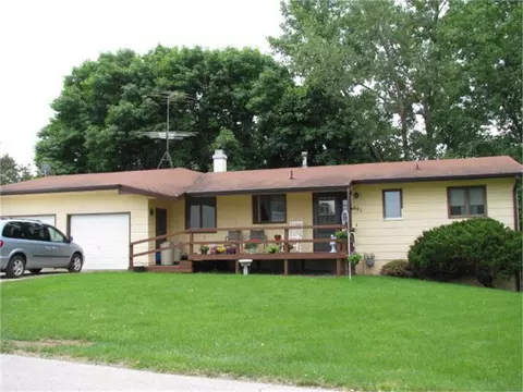 601 6th St, Union, IA 50258