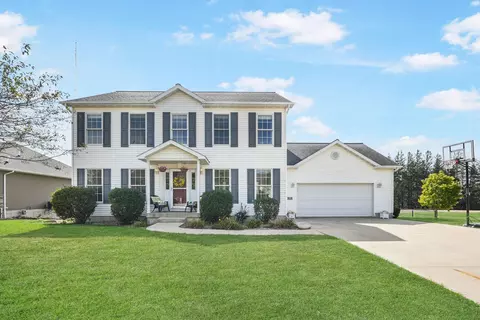 5010 William Dr, Waterloo, IA 50701