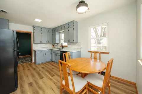 545 Beverly Hls, Waterloo, IA 50701 photo 7