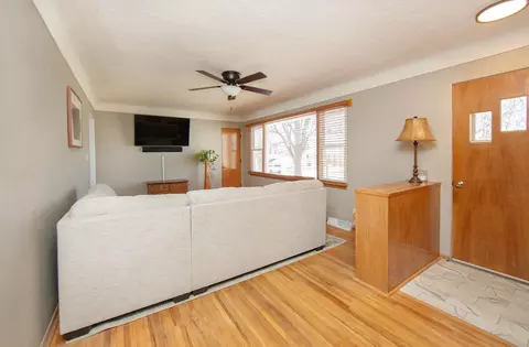 545 Beverly Hls, Waterloo, IA 50701 photo 5