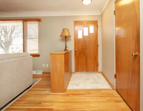 545 Beverly Hls, Waterloo, IA 50701 photo 6