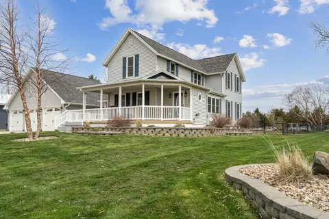 2195 108th St, Hazleton, IA 50641