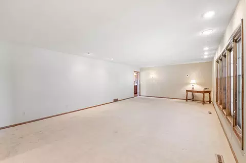 408 Howard St, Sumner, IA 50674 photo 10