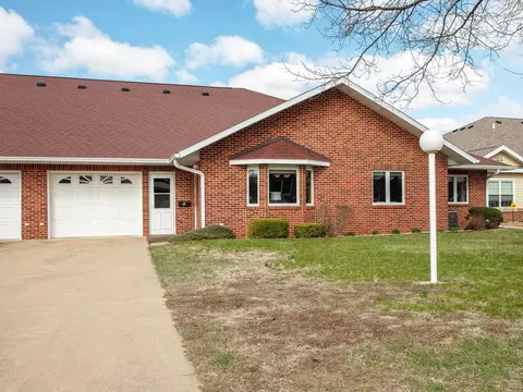 530 W Superior #1, Clarksville, IA 50619