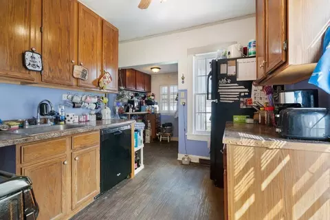 931 Forest Ave, Waterloo, IA 50702 photo 3