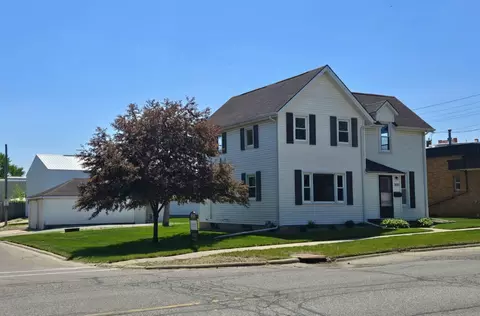 300 Commercial St, La Porte City, IA 50651