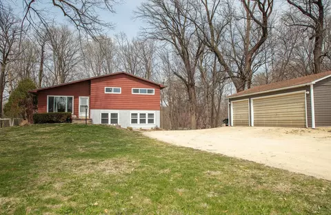 1935 260th St, Denver, IA 50622