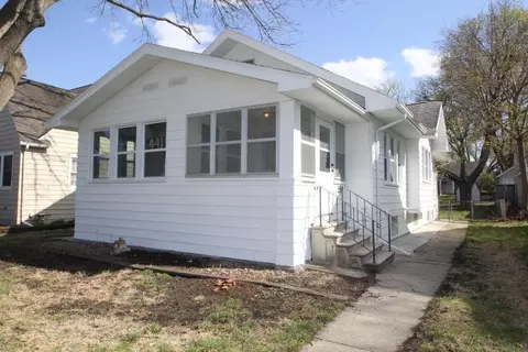 441 Campbell Ave, Waterloo, IA 50701