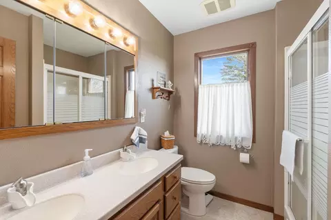 4317 Clearview Dr, Cedar Falls, IA 50613 photo 13