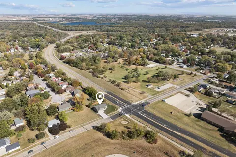2324 Maynard Ave, Waterloo, IA 50701 photo 24