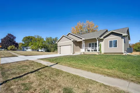 2324 Maynard Ave, Waterloo, IA 50701 photo 23