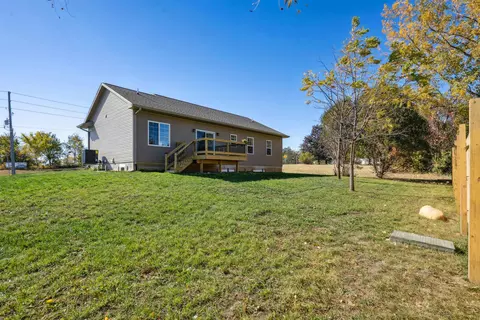 2324 Maynard Ave, Waterloo, IA 50701 photo 21