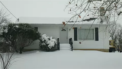 108 NE 4th St, West Union, IA 52175