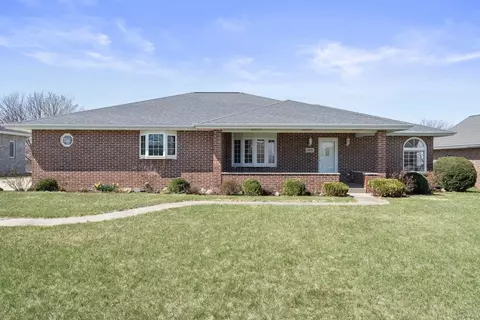 1293 5th St SW, Dyersville, IA 52040