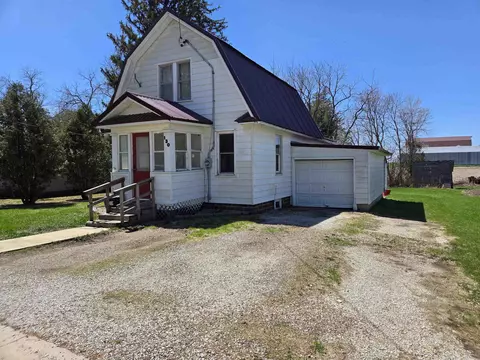 130 High St, Protivin, IA 52163