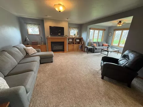 1601 State Highway 9, Decorah, IA 52101 photo 13