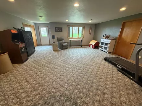 1601 State Highway 9, Decorah, IA 52101 photo 24