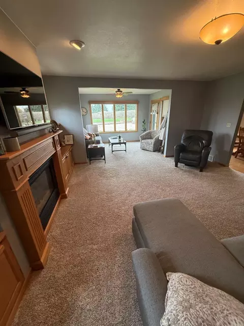 1601 State Highway 9, Decorah, IA 52101 photo 14