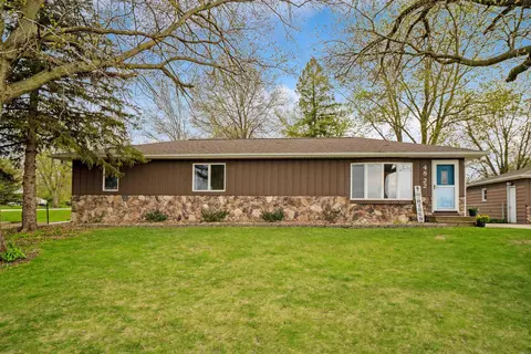 4822 E Washburn Rd, Washburn, IA 50702