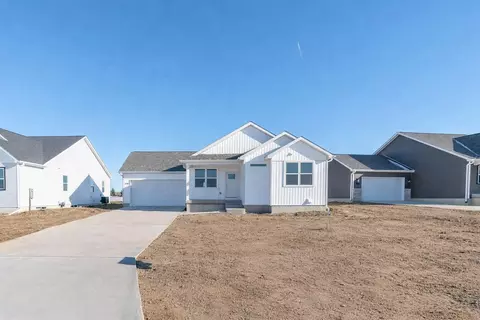 1555 Dalton St, Jesup, IA 50648