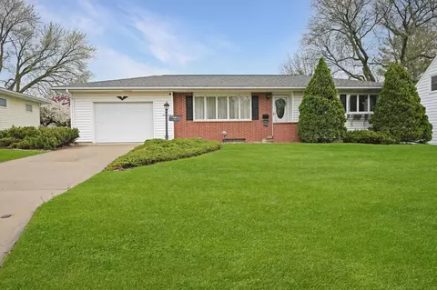 410 Glencoe Ave, Waterloo, IA 50701