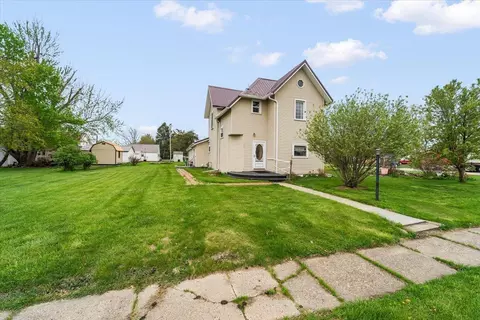 201 2nd St, Union, IA 50258