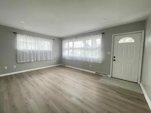 1901 E Micthell Ave, Waterloo, IA 50702 photo 5