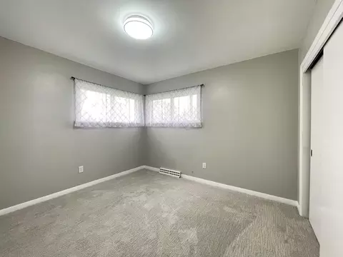 1901 E Micthell Ave, Waterloo, IA 50702 photo 7